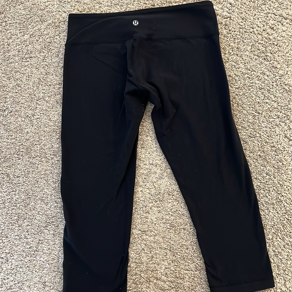Lululemon Athletica Black Leggings Performance Fit (3/4 length)